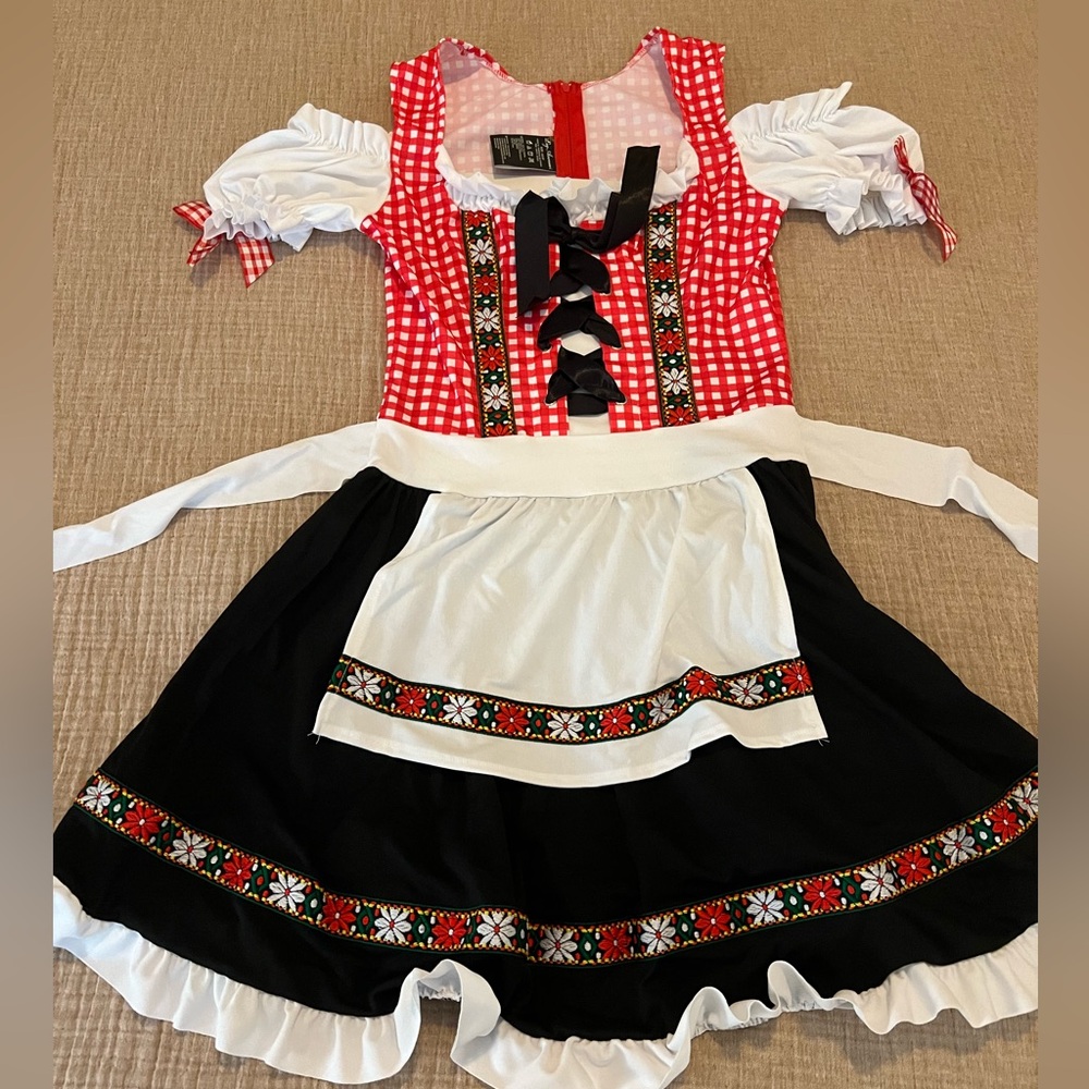 Oktoberfest Halloween outfit